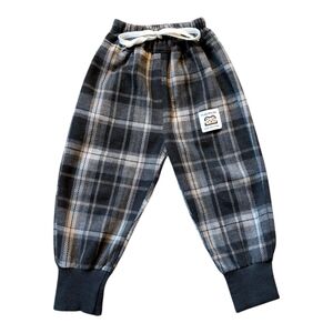 ♥️10/$10 Plaid Jogger Pants with Bear Patch Size 3T